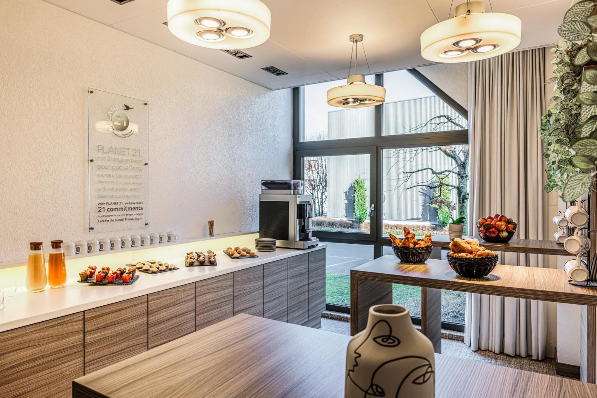 Ibis Lausanne Кріссіер Екстер'єр фото