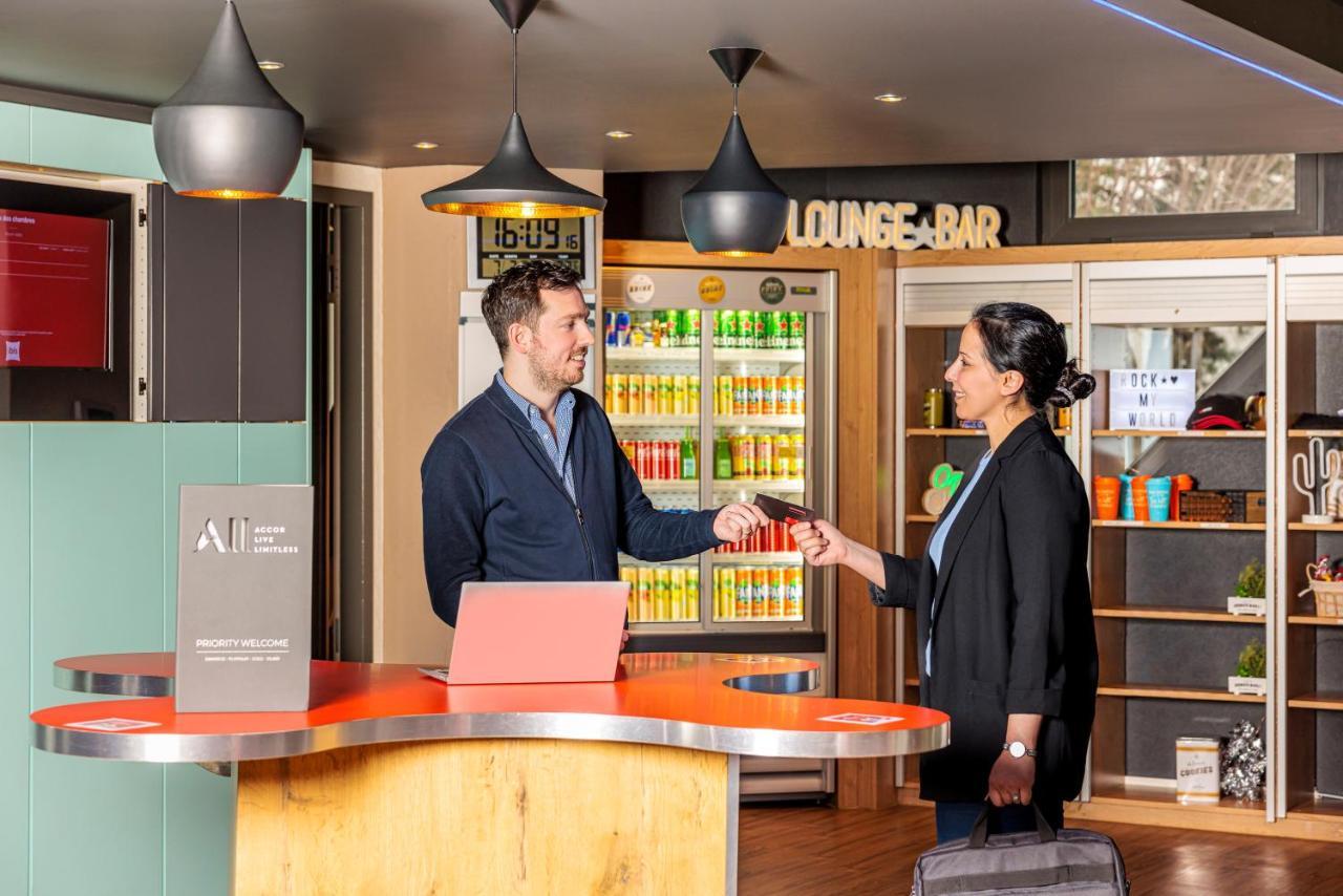 Ibis Lausanne Кріссіер Екстер'єр фото