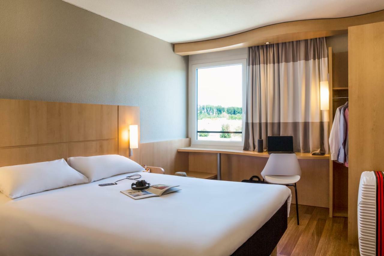 Ibis Lausanne Кріссіер Екстер'єр фото
